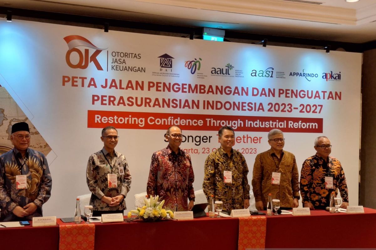 OJK luncurkan peta jalan perasuransian 2023-2027