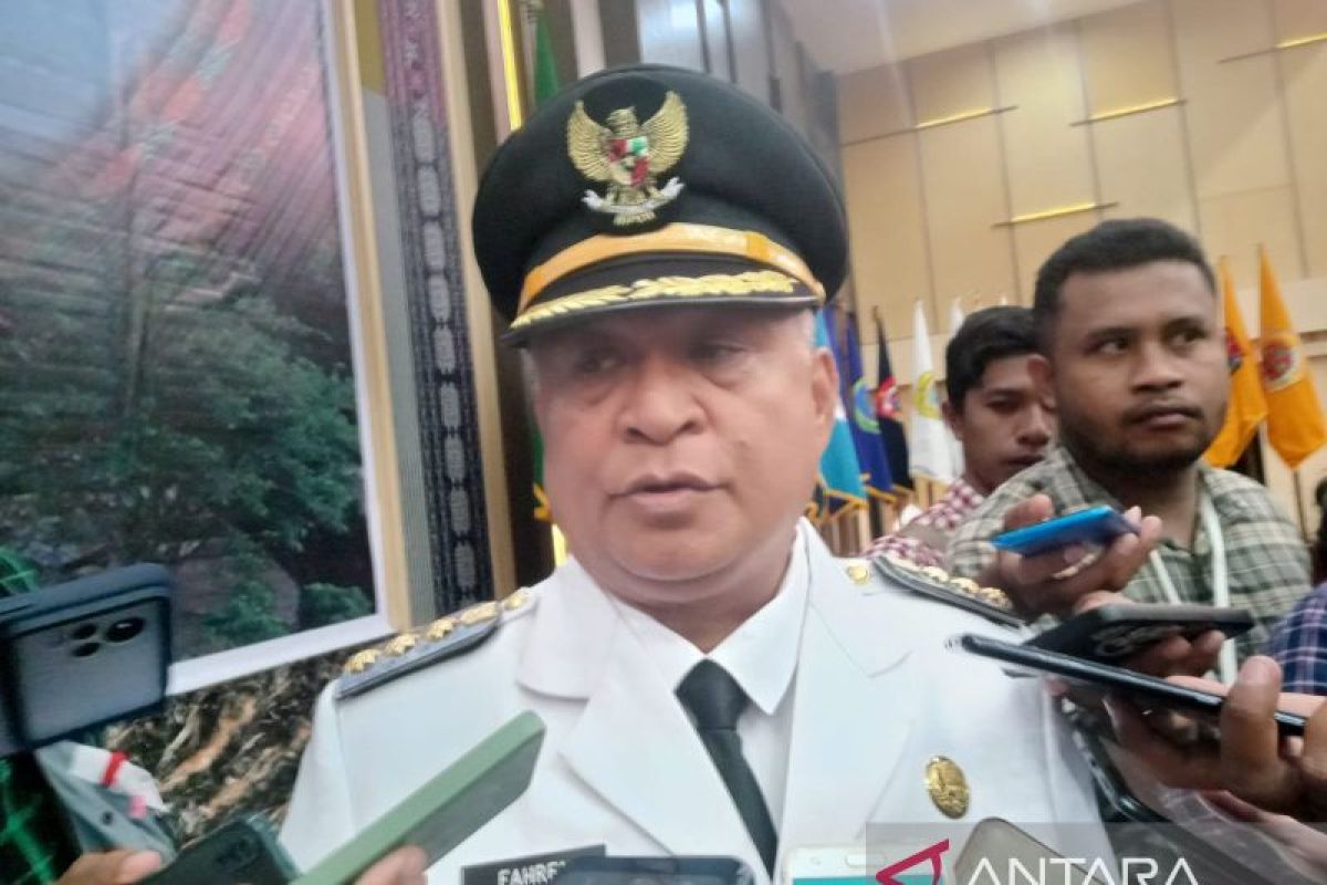 Pj wali kota Kupang ingatkan SN netral dalam pemilu 2024