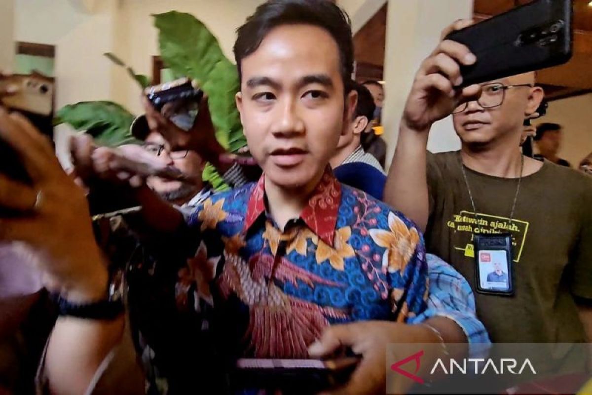 Terkait status kader PDIP, Gibran: Biar pimpinan partai yang beri pernyataan