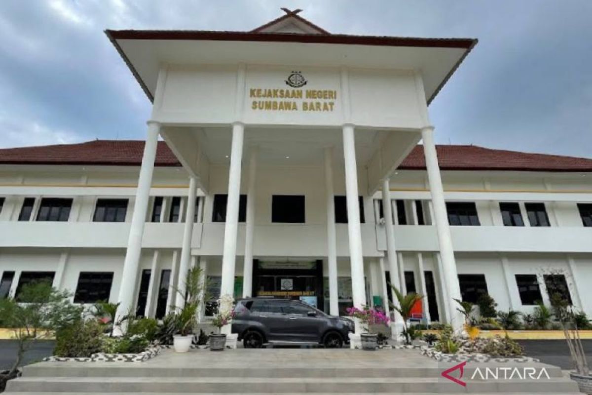 Jaksa mengusut TPPU kasus korupsi Perusda Sumbawa Barat