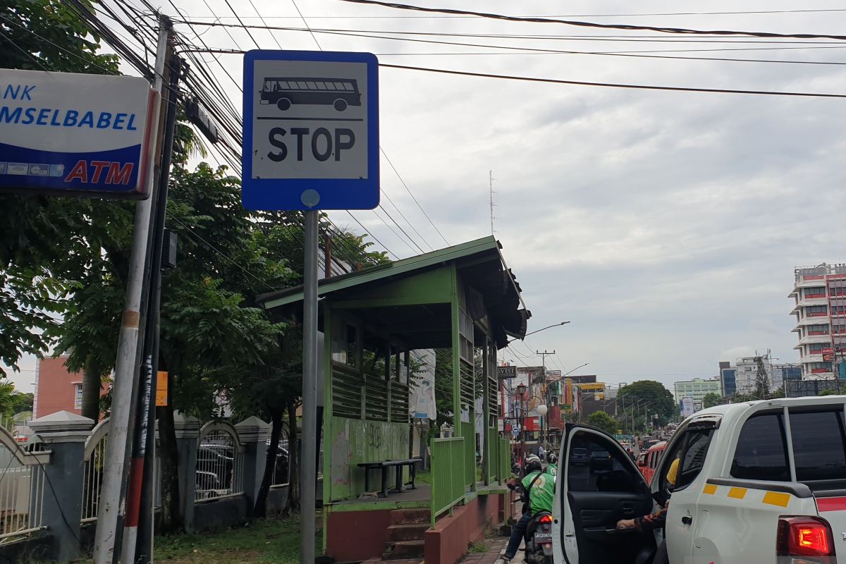 Pemkot Palembang ajak swasta berpartisipasi  perbaiki halte bus