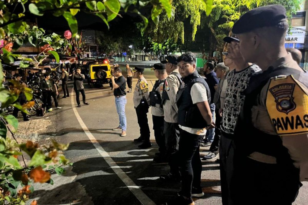 Kapolresta Banjarmasin pimpin patroli cegah aksi genk motor anarkis