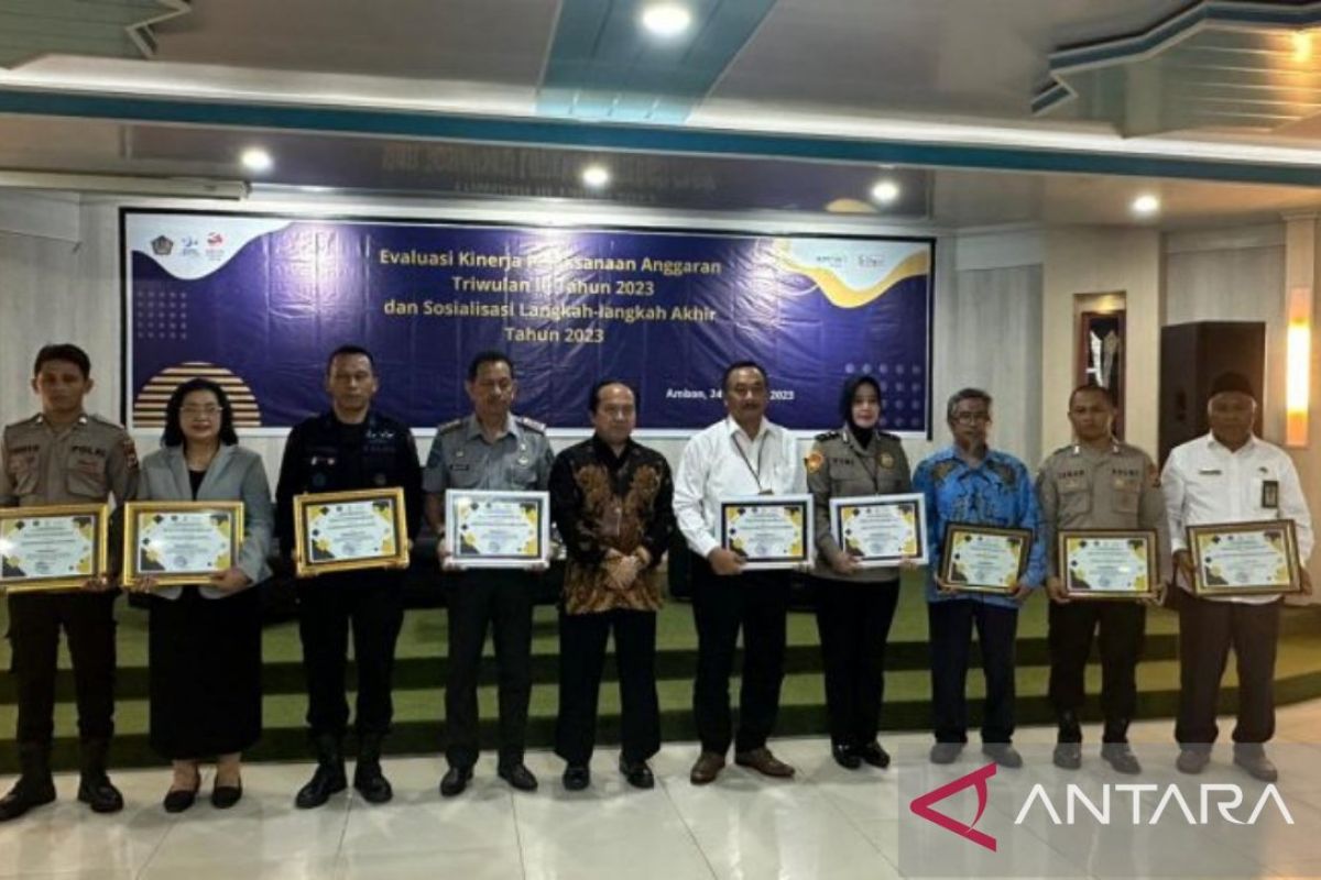 Lapas Kelas IIA Ambon terima penghargaan satker terbaik dari KPPN