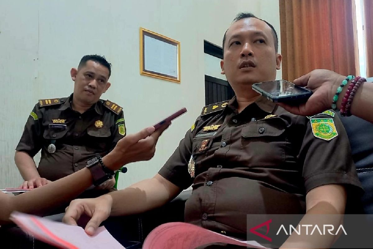 Kejari Situbondo terima uang pengganti dari terpidana korupsi DLH