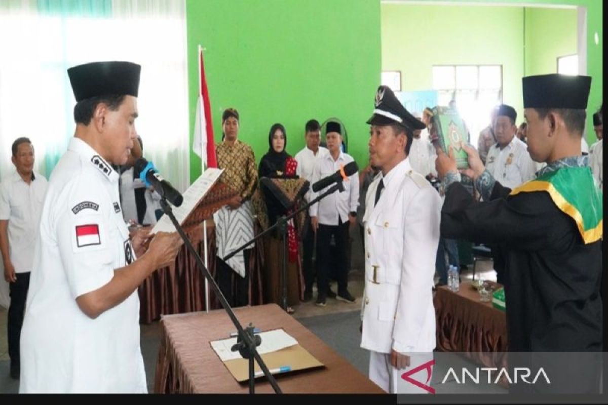 Zairullah lantik tujuh Kepala Desa di Tiga Kecamatan