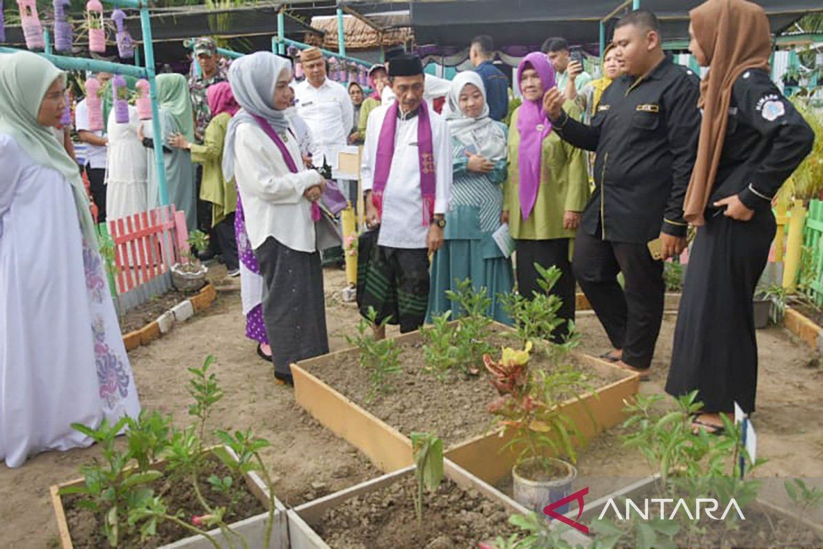 Bupati meluncurkan Kampung Wisata Herbal di Kabupaten Gorontalo