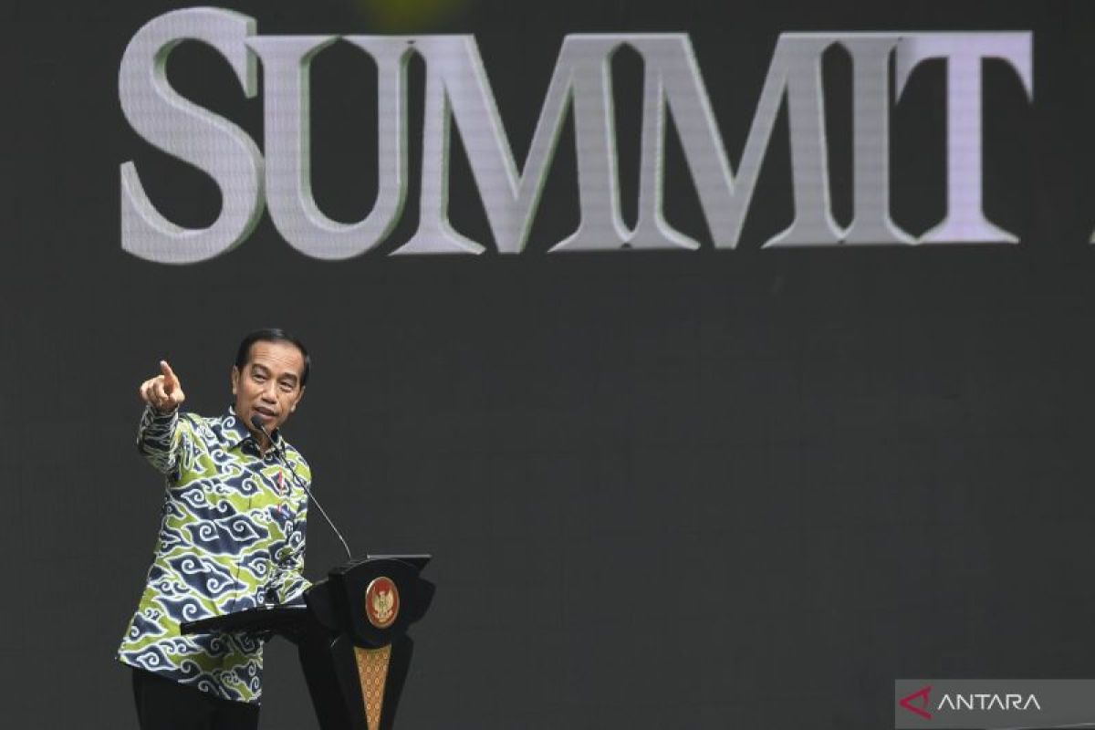 Presiden Jokowi lantik tiga pejabat baru di Istana Negara pada Rabu pagi