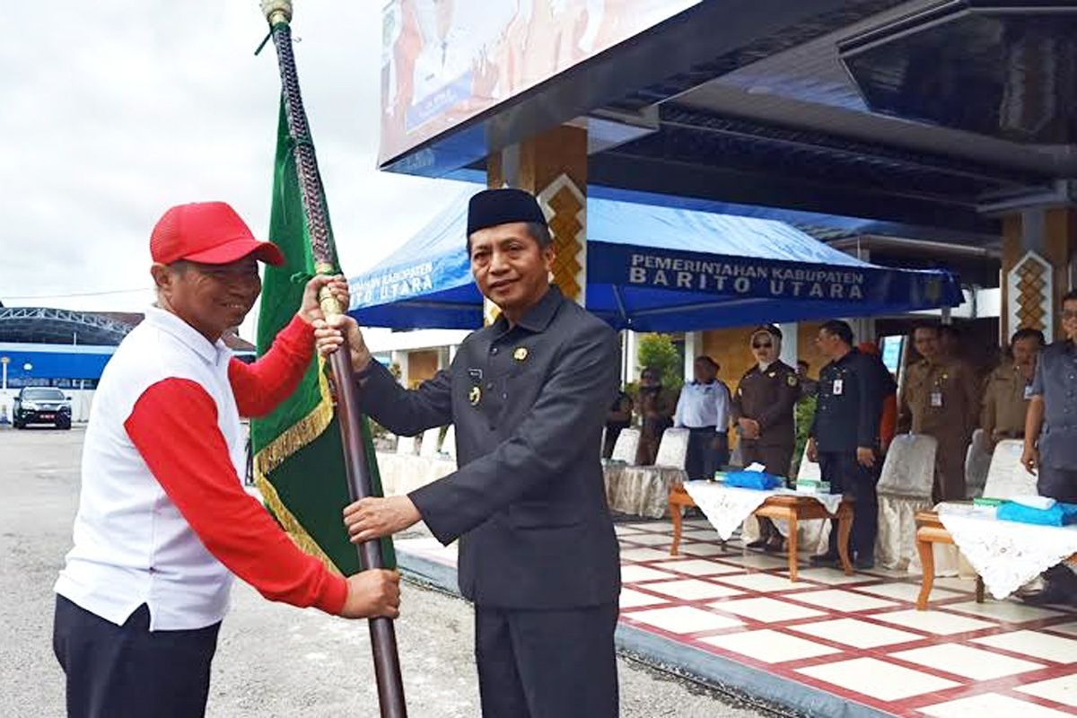 Pj Bupati Barito Utara lepas peserta Ikrar Bersama Anak Bangsa