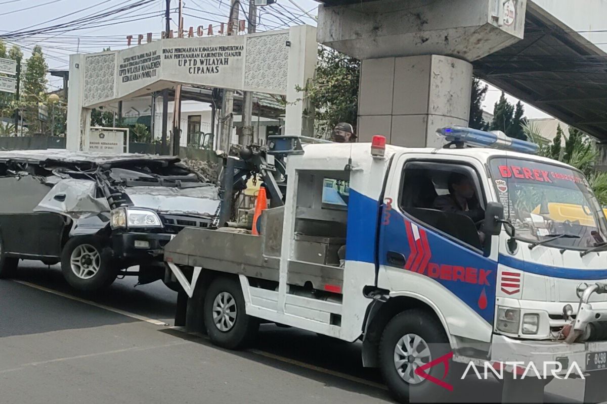 Polisi Cianjur selidiki kecelakaan minibus tewaskan empat penumpang