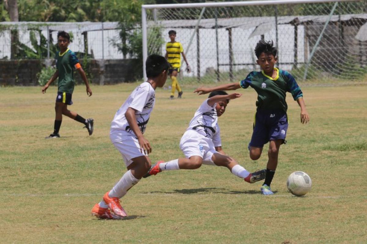 31 tim bertanding di turnamen sepak bola sambut PD U-17 di Surabaya