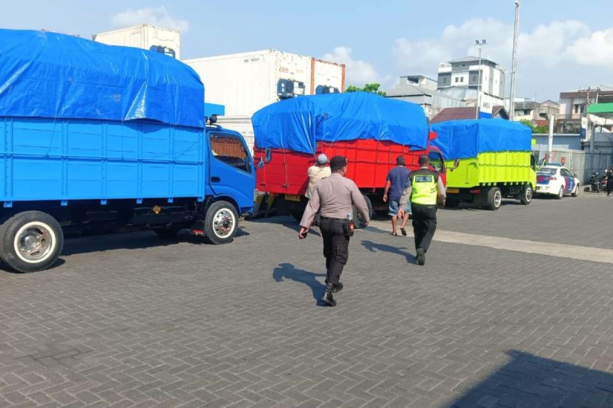 Satgas OMB Polda Maluku sasar Pelabuhan Ambon untuk pengamanan Pemilu 2024