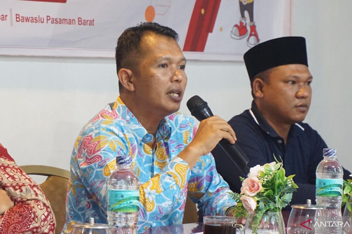 Bawaslu-KPU Pasaman Barat tingkatkan sosialisasi pengawasan politik uang