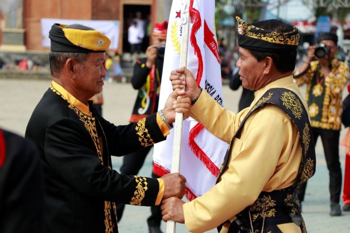 Gubernur Pimpin Deklarasi Komunitas Antar Etnis Indonesia Bersatu