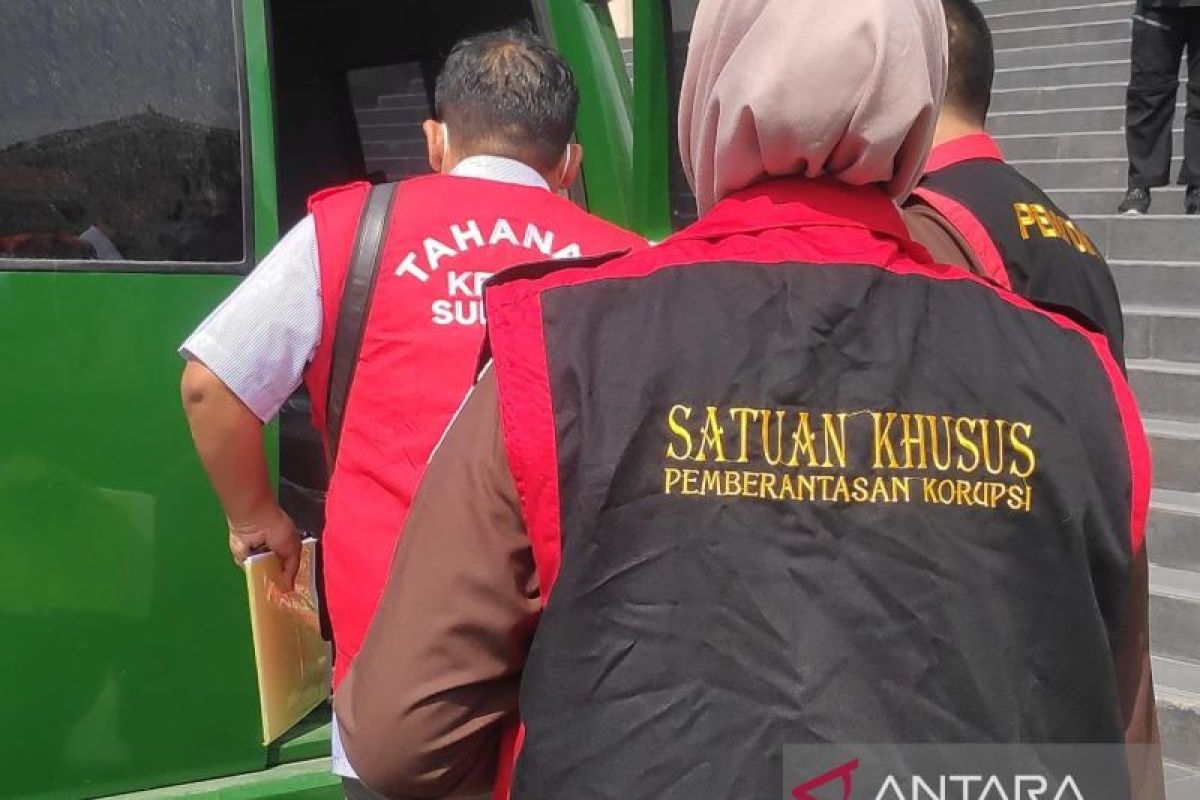 Kejati-Sulteng tahan satu tersangka kasus korupsi BPJN XIV