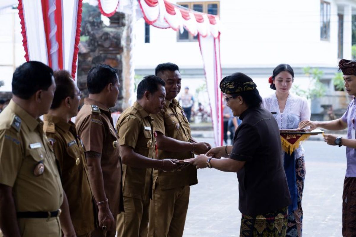 Pemkab Badung berikan bantuan 708 rumah layak huni