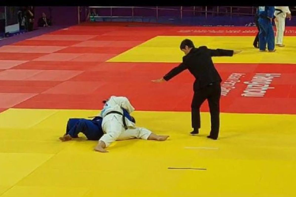 Roma Siska persembahkan emas blind judo pertama Indonesia di Asian Para Games 2022