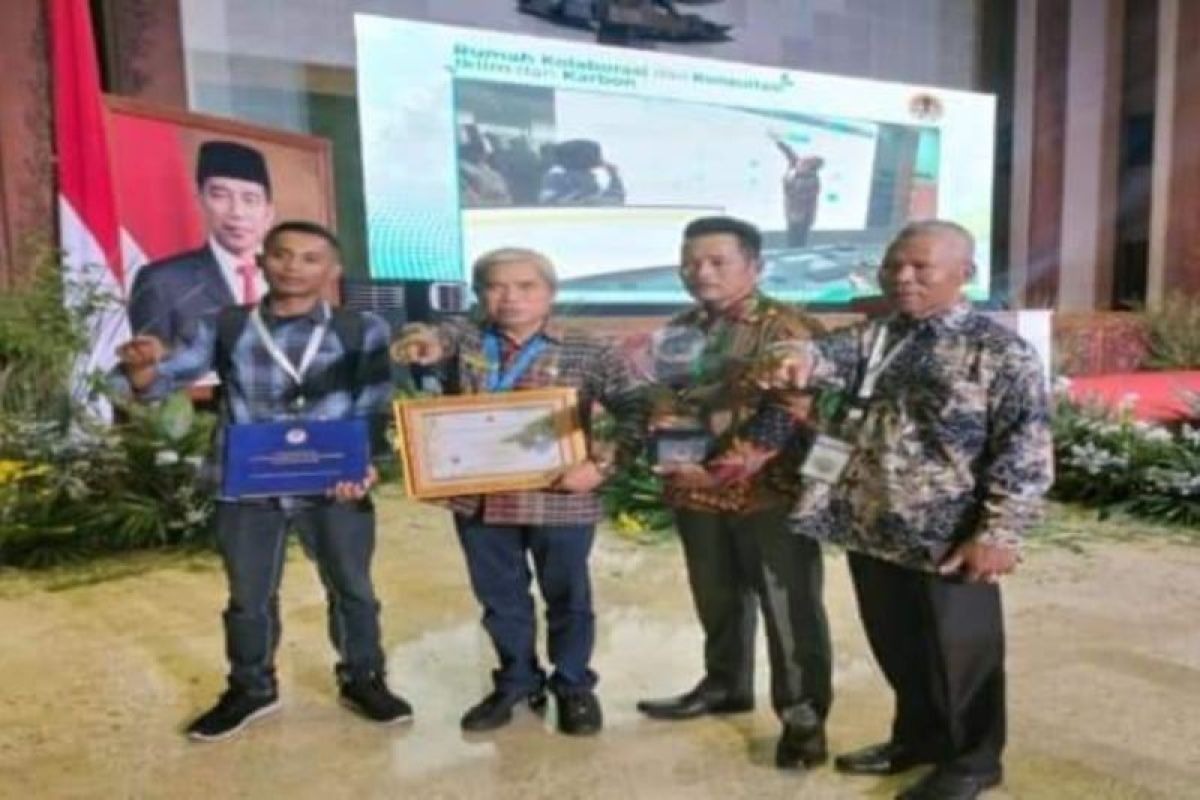 Pemerintah Sulbar meraih penghargaan Program Kampung Iklim