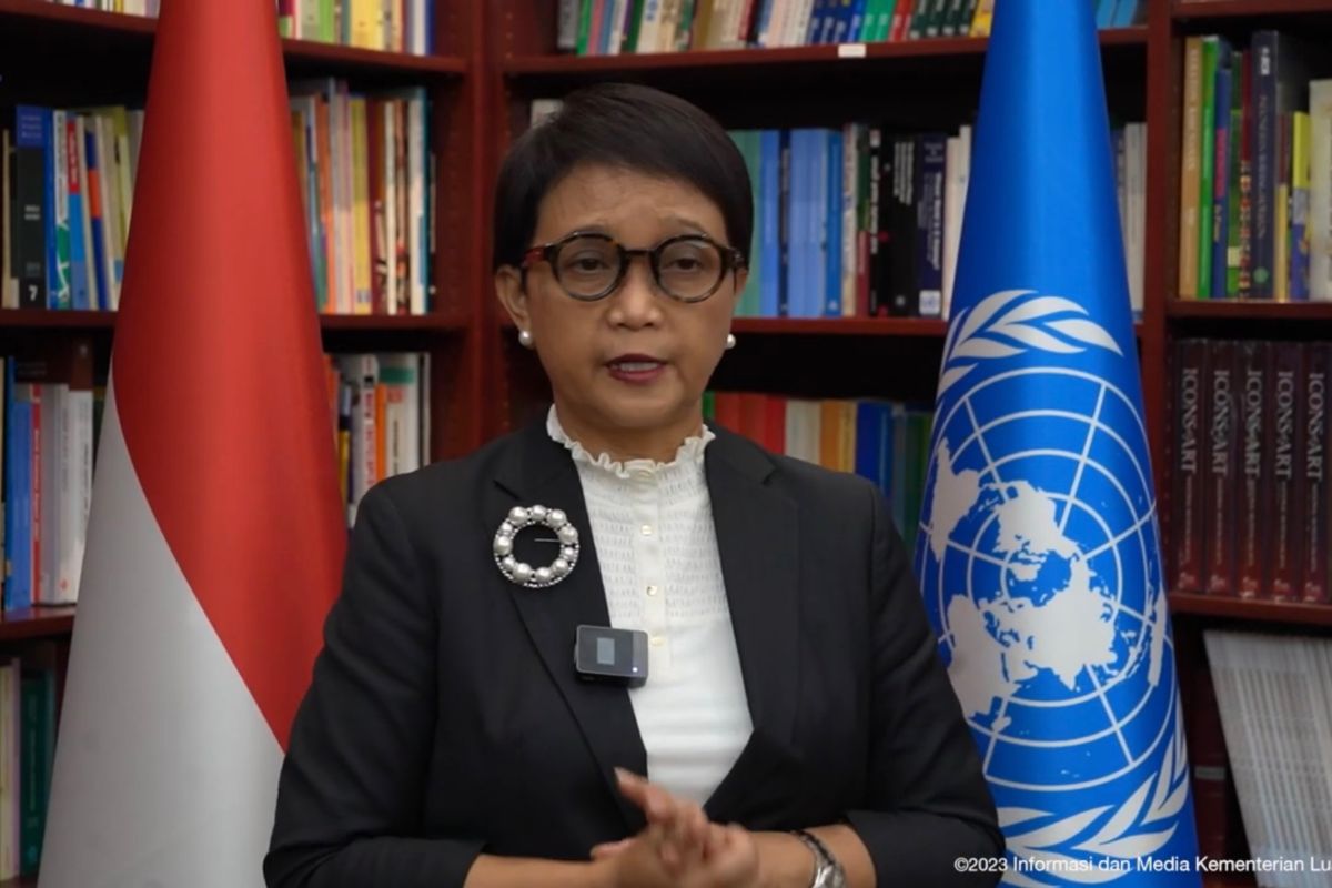 Menlu Retno: Perempuan adalah agen perdamaian