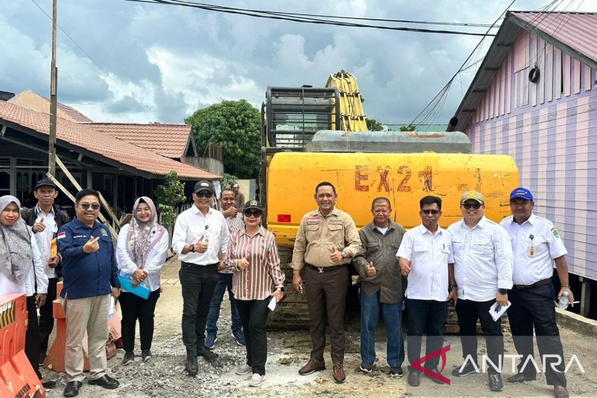 DPRD Kaltim awasi pembangunan drainase di Loa Ipuh, Tenggarong