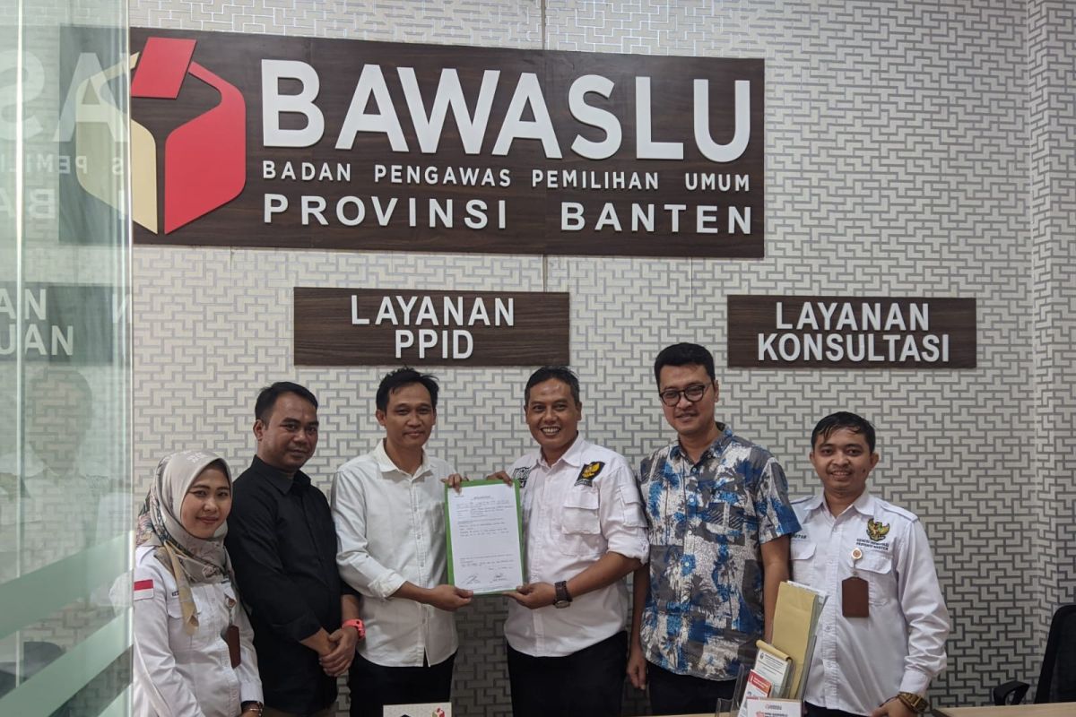 Komisi Informasi kunjungi Bawaslu Banten terkait keterbukaan informasi publik