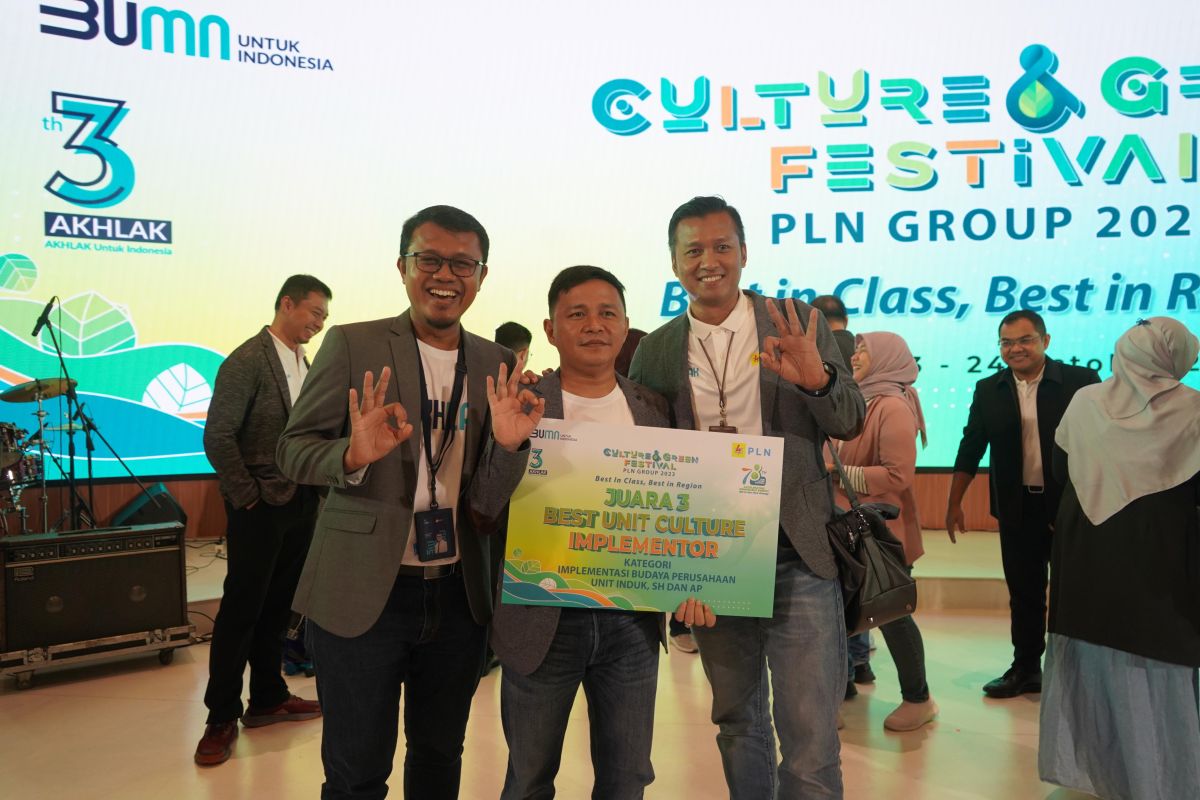 PLN Sumbar berjaya dengan Prestasi Ganda di Panggung Culture & Green Festival HLN 78