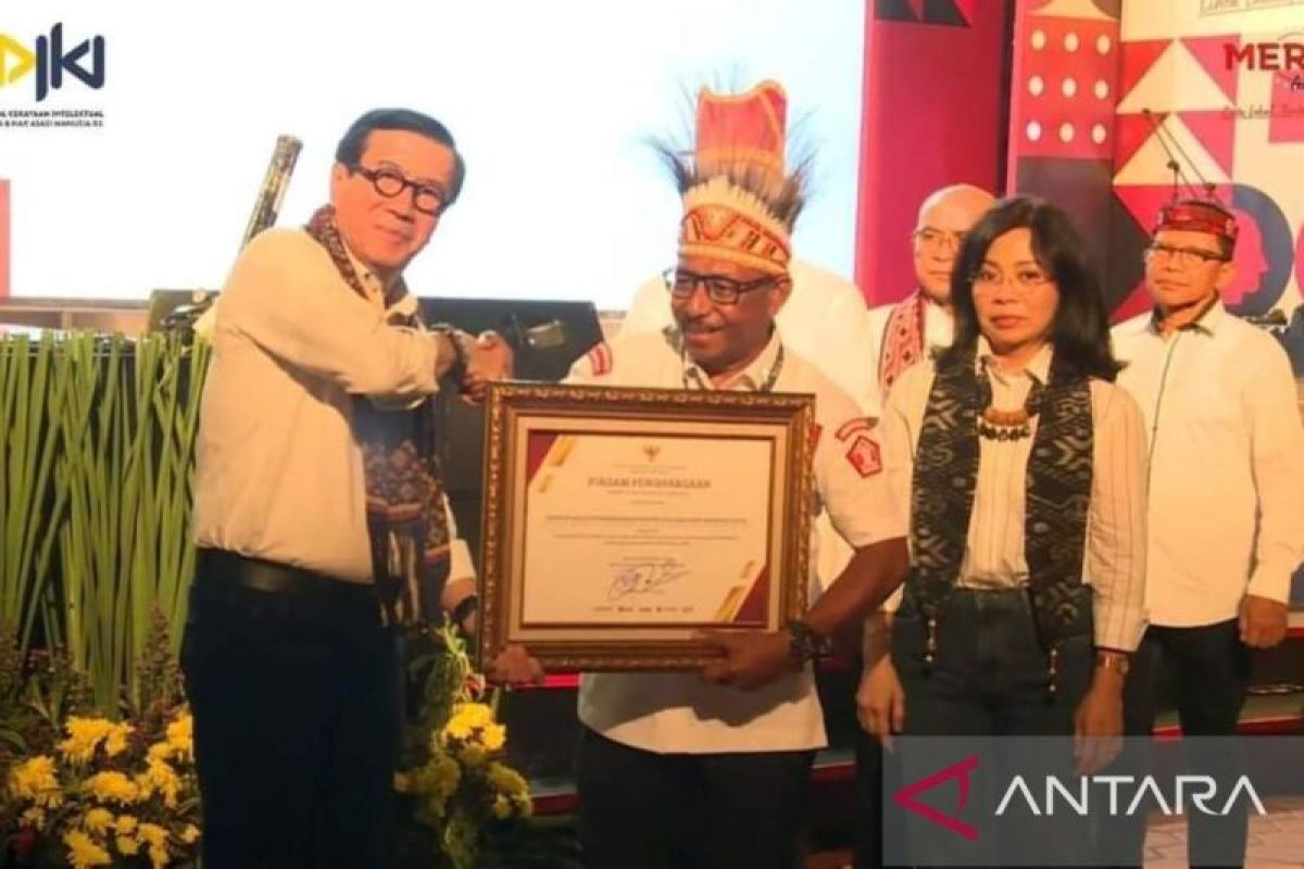 Kemenkumham Papua terima dua penghargaan kategori kekayaan intelektual