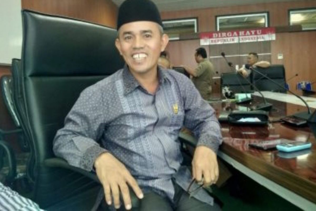 Legislator: Kebijakan ASN Pemkot Medan berbusana kasual UMKM positif
