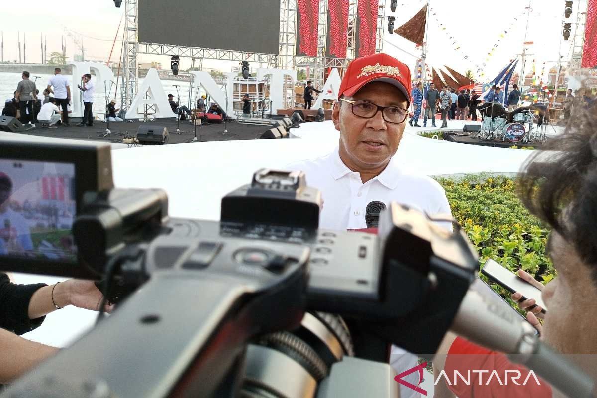 Wali Kota targetkan ekonomi Makassar tumbuh 6 persen pada 2023