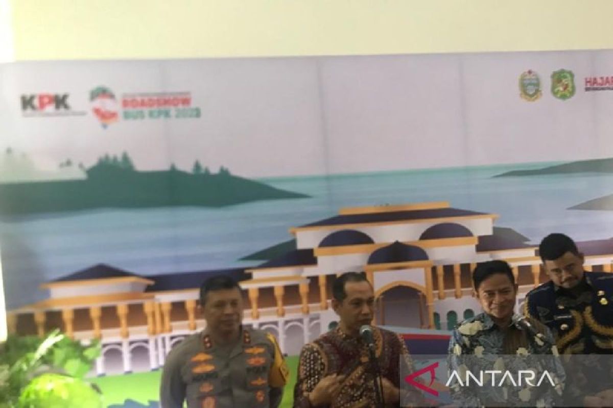 Pimpinan KPK  ingatkan warga Sumut 'serangan fajar' di tahun politik