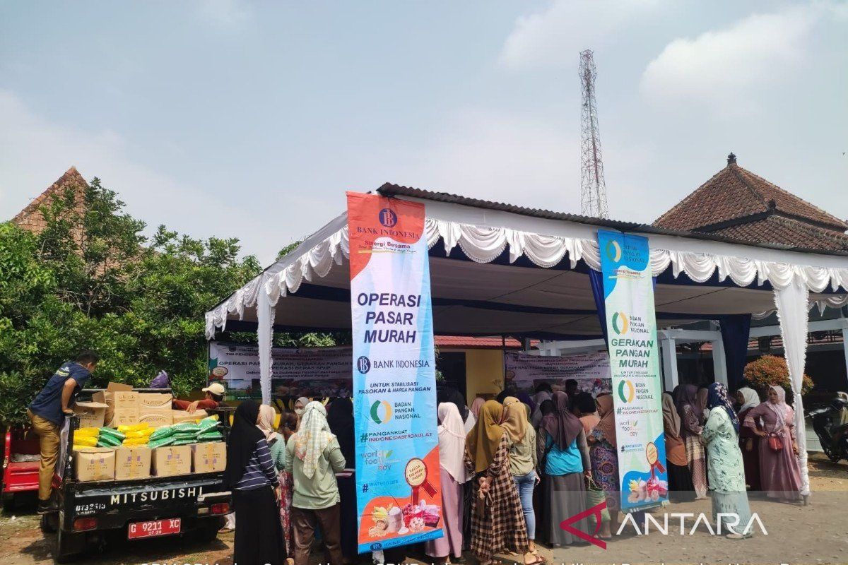 Pemkab Batang intensifkan program pasar murah jaga kestabilan  harga