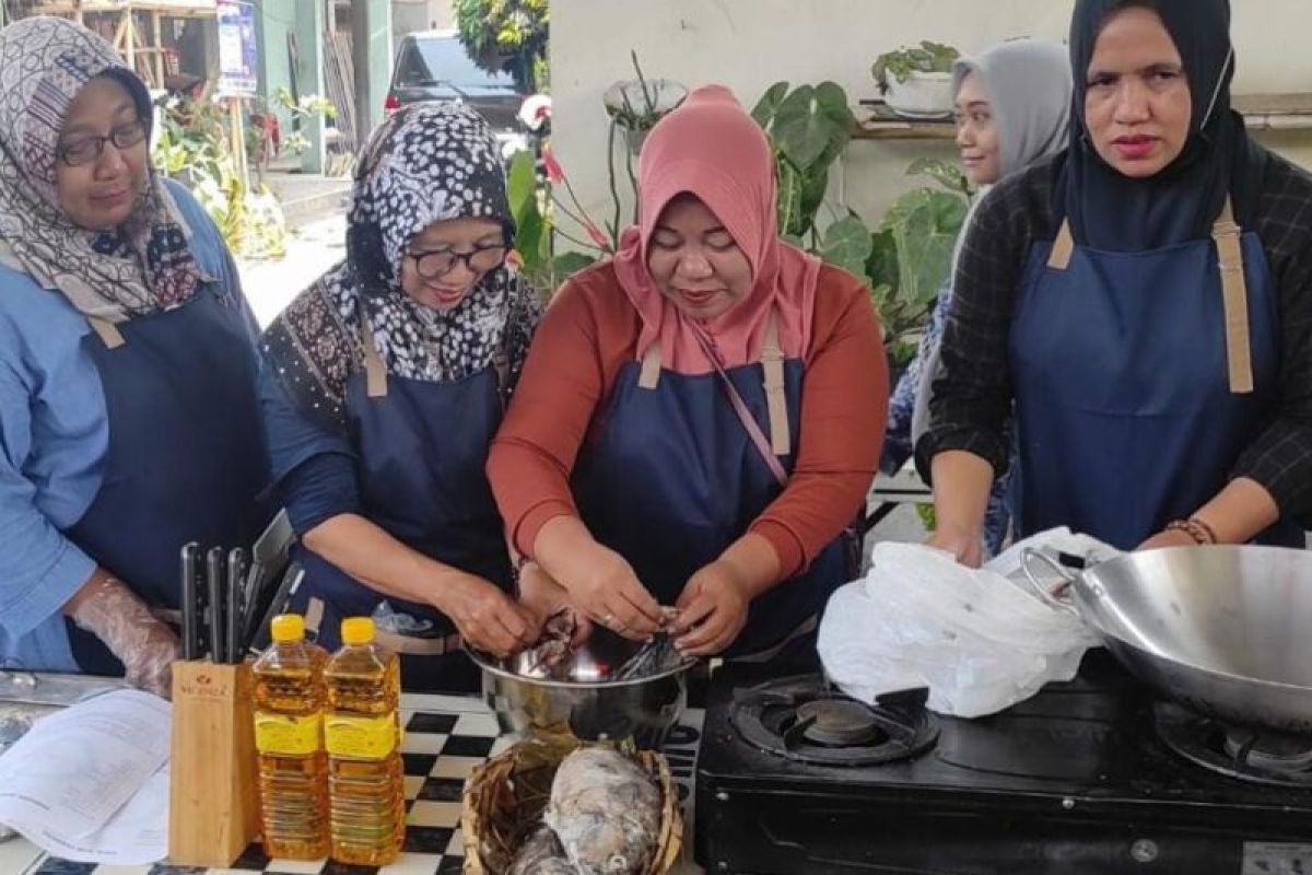 Pemkab Probolinggo beri pelatihan diversifikasi hasil perikanan