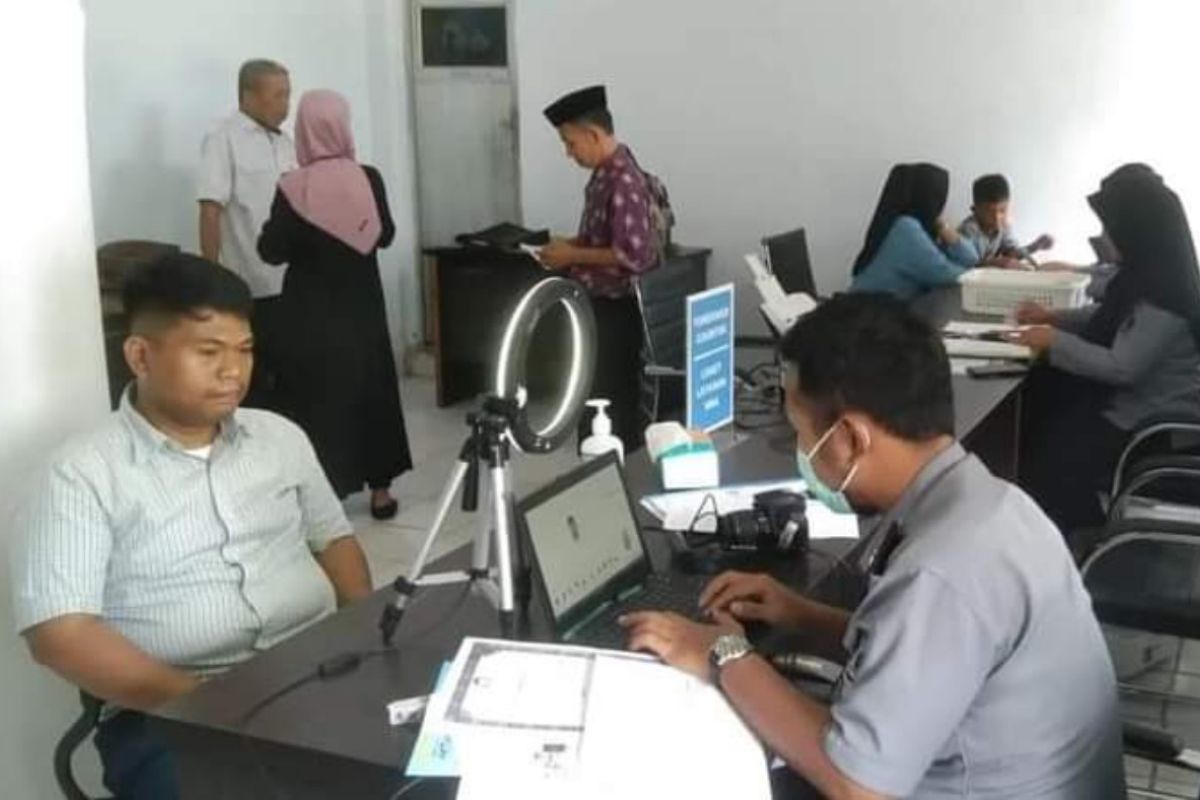 Kemenkumham Sulbar buka layanan paspor di Kantor Bupati Majene