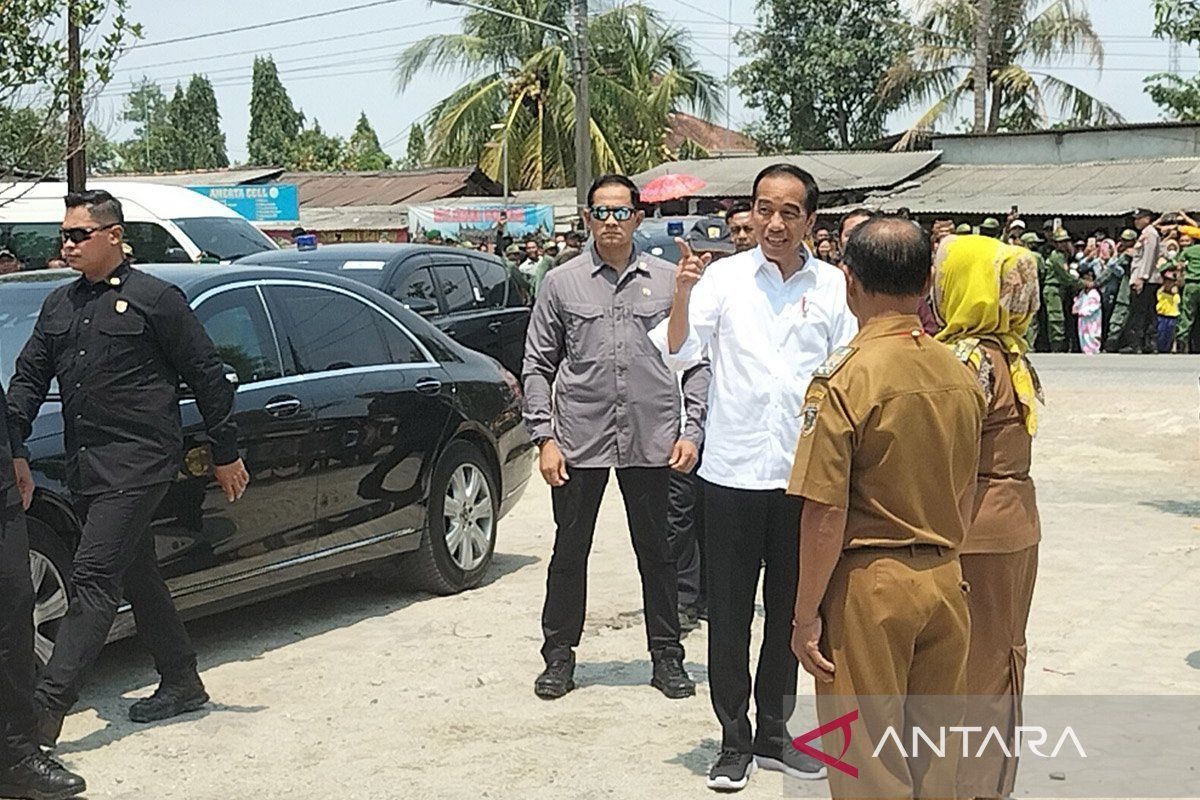 Presiden meninjau Pasar Rumbia di Lampung Tengah