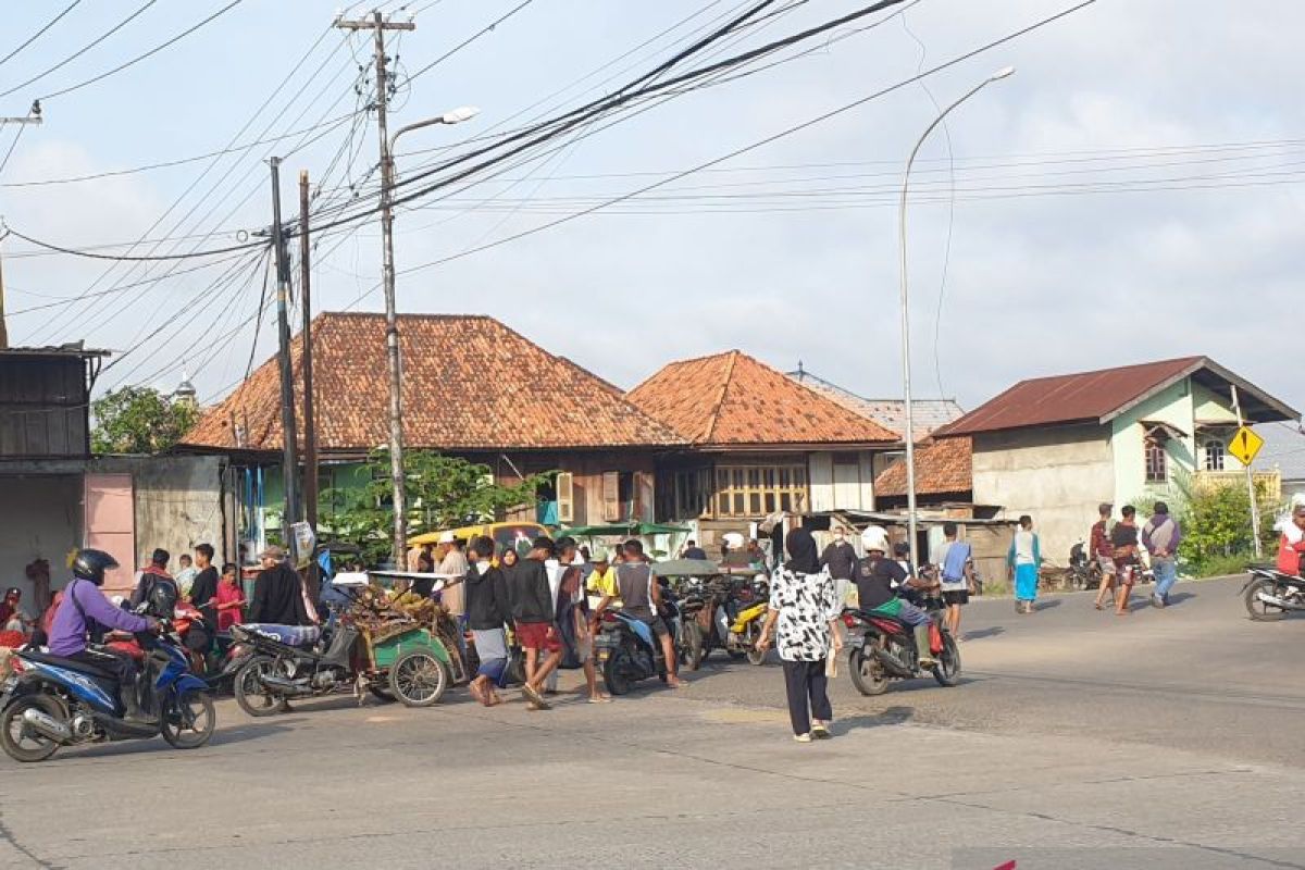 Pemkot Palembang galakan sedekah subuh perbaiki  rumah warga miskin