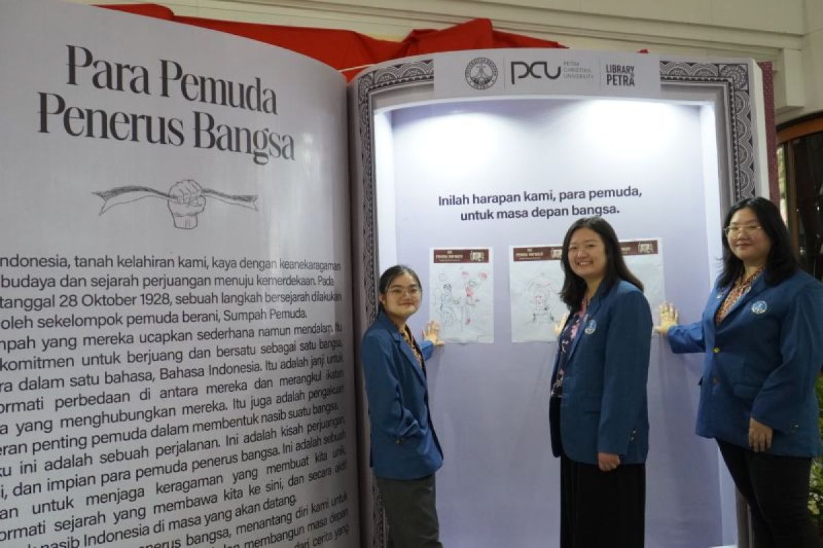 Perpustakaan Petra gelar pameran karya mahasiswa sambut Sumpah Pemuda