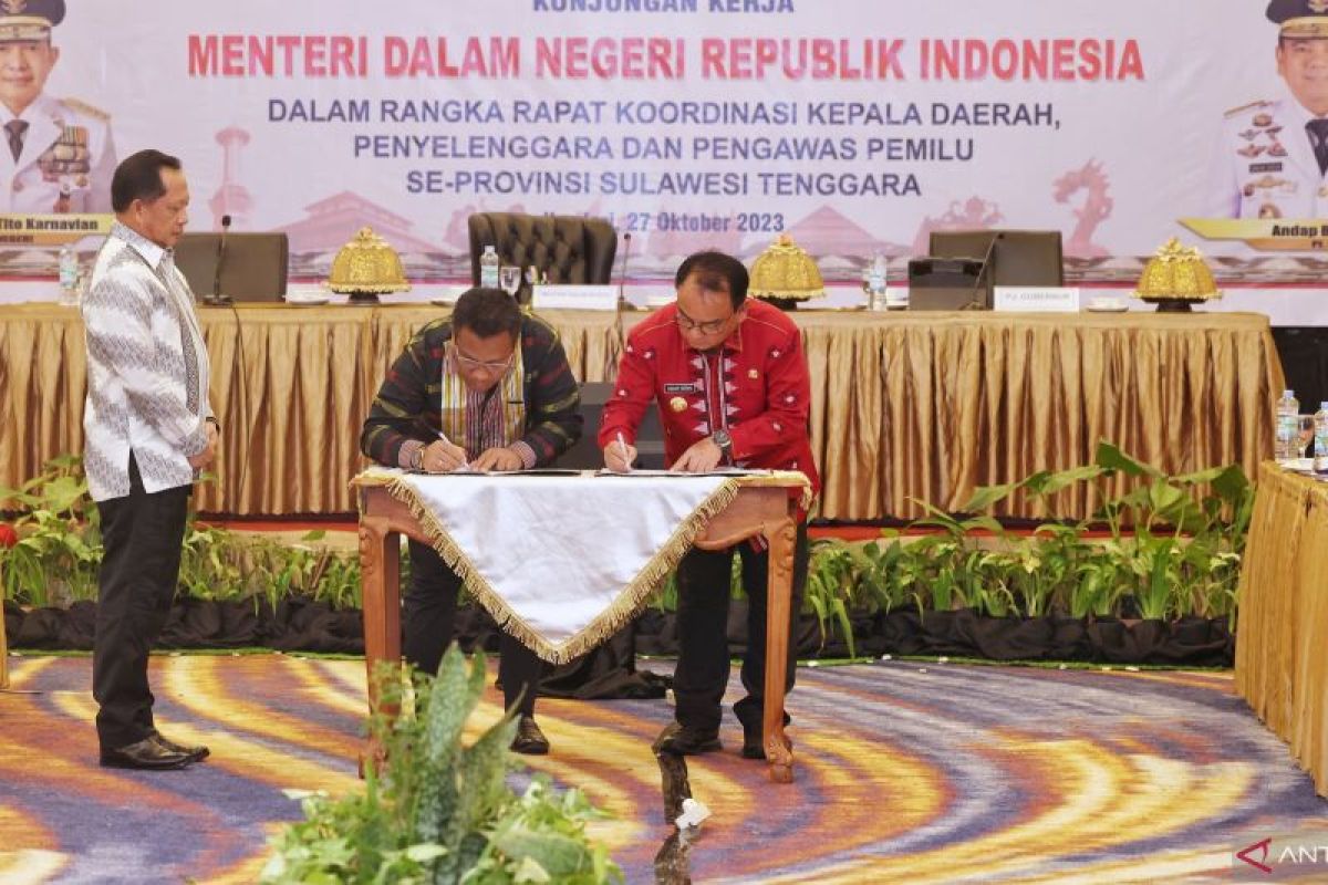 Pemprov-KPU Sultra tanda tangani NPHD Rp233 miliar untuk Pilkada tahun 2024