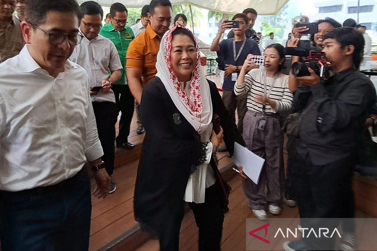 Yenny Wahid sosialisasikan program Ganjar-Mahfud kepada santri