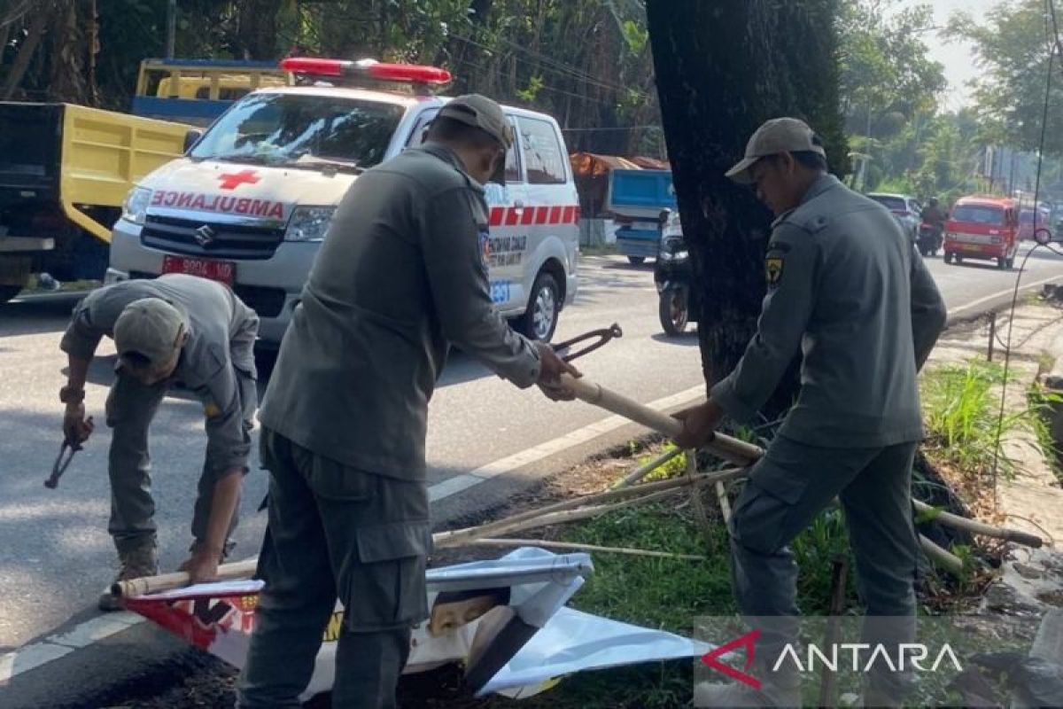 Bupati Cianjur Instruksikan Penertiban Alat Peraga Di Setiap Kecamatan Antara News Jawa Barat 