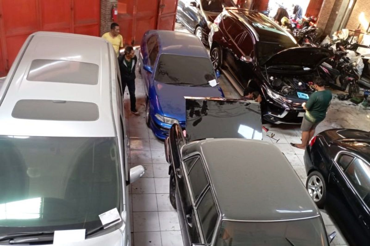 Bengkel variasi mobil di Surabaya manfaatkan medsos cari pelanggan