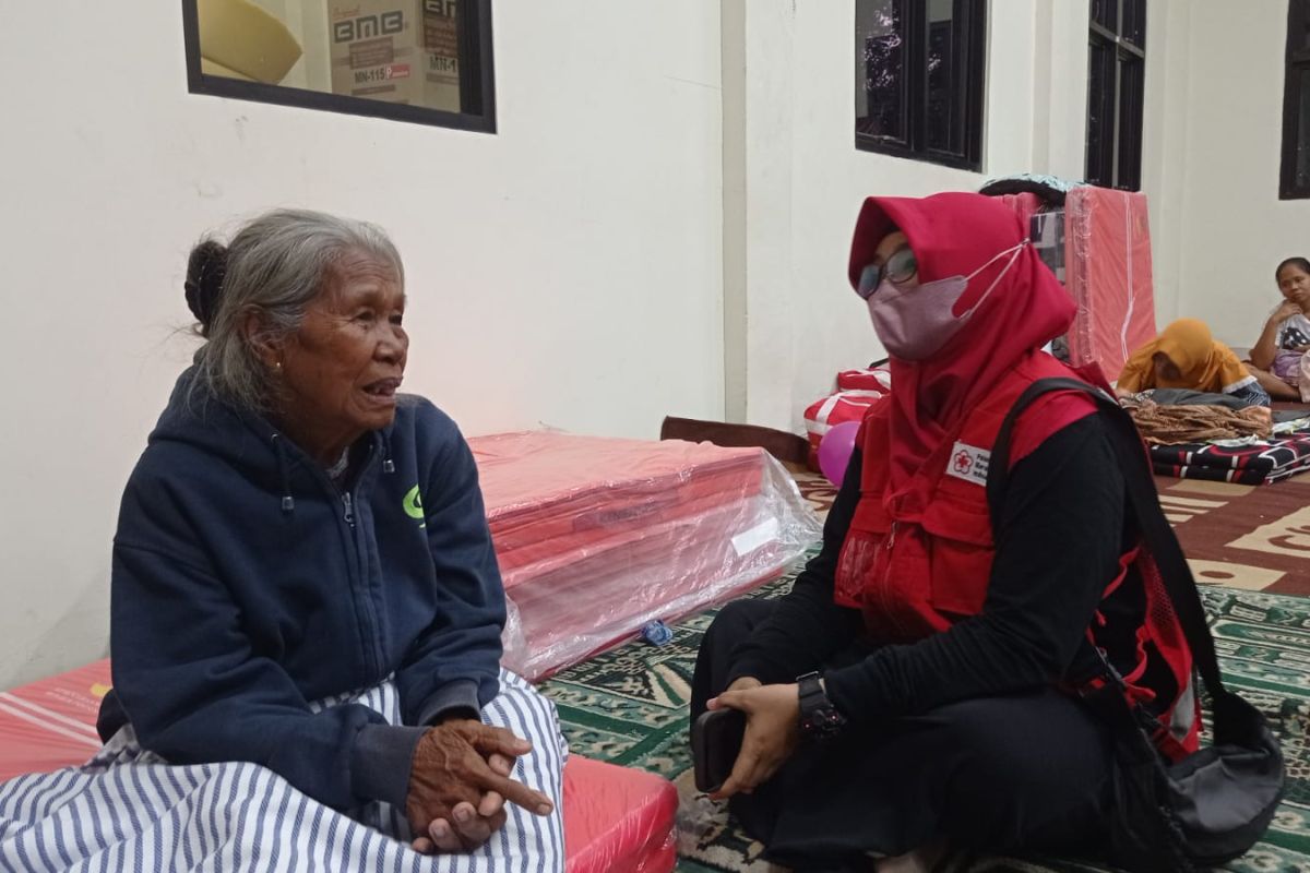 Sebagian pengungsi terbakarnya TPA Rawa Kucing sudah mulai pulang