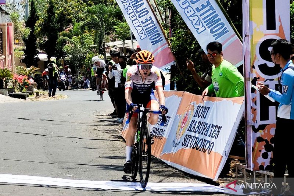 Pembalap sepeda asal Belanda menangi 