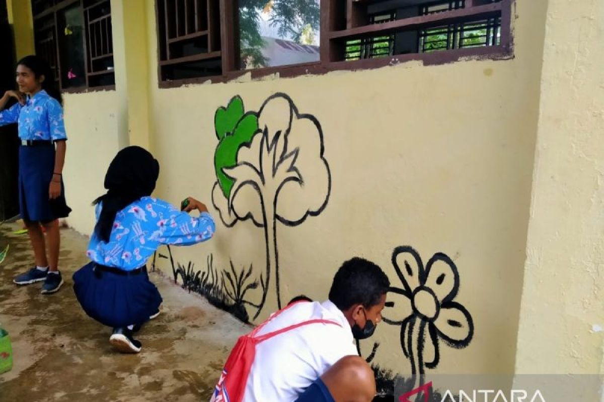 DLH:Dua SMP di Biak dapat penghargaan Adiwiyata Nasional