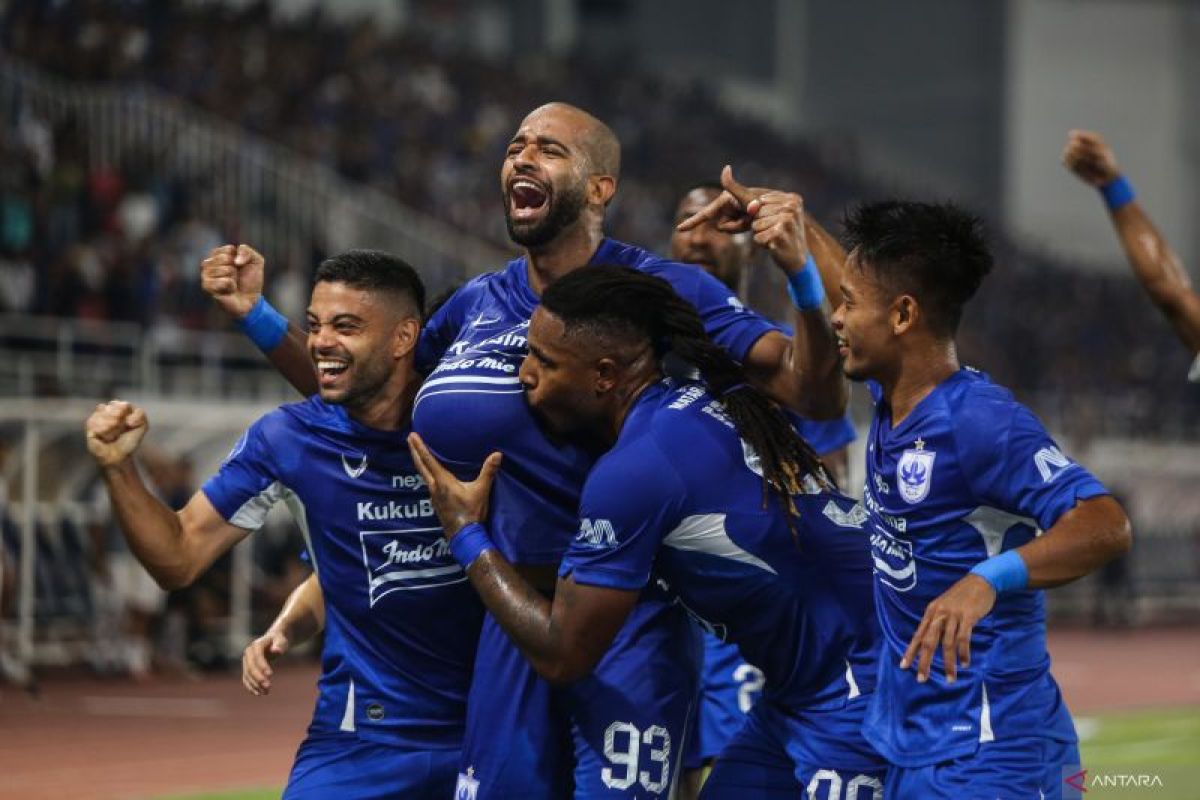 PSIS Semarang masih memburu penyerang dan pemain  tengah