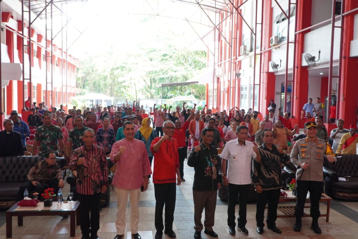 Majelis Latupati Kota Ambon luncurkan Program Manggurebe Toma Maju 