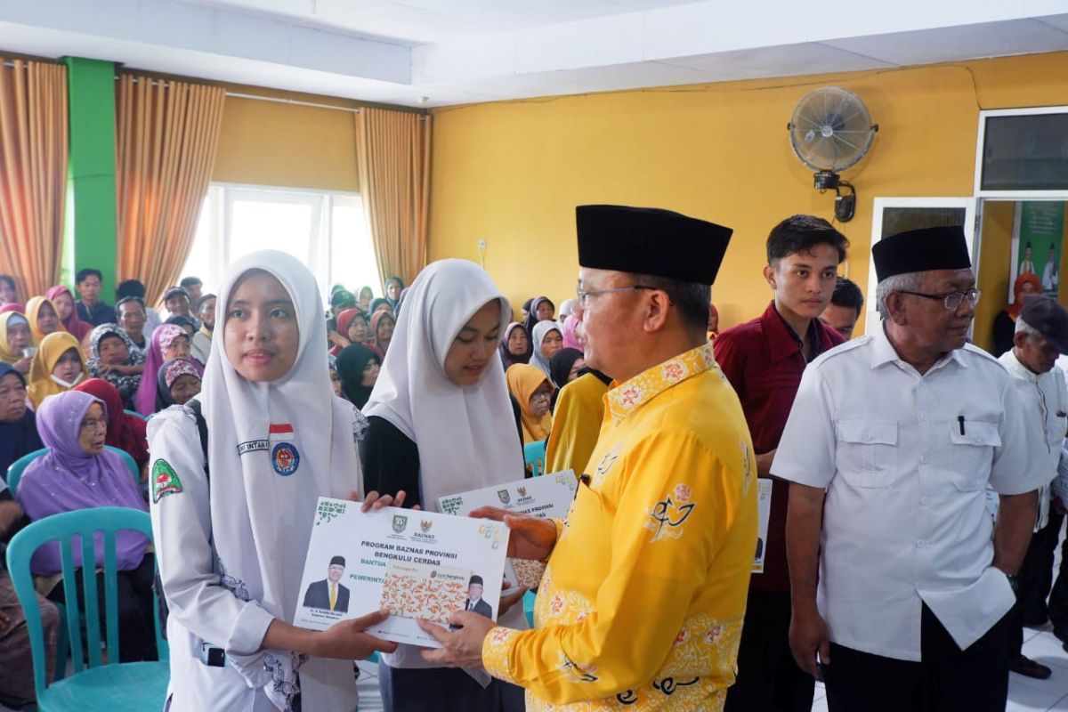 Baznas Bengkulu beri beasiswa pendidikan bagi 150 pelajar-mahasiswa