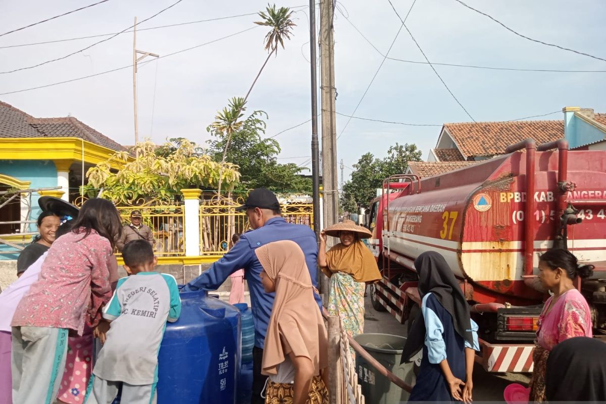 Tangerang distribusikan 148 ribu liter air bersih ke wilayah kekeringan