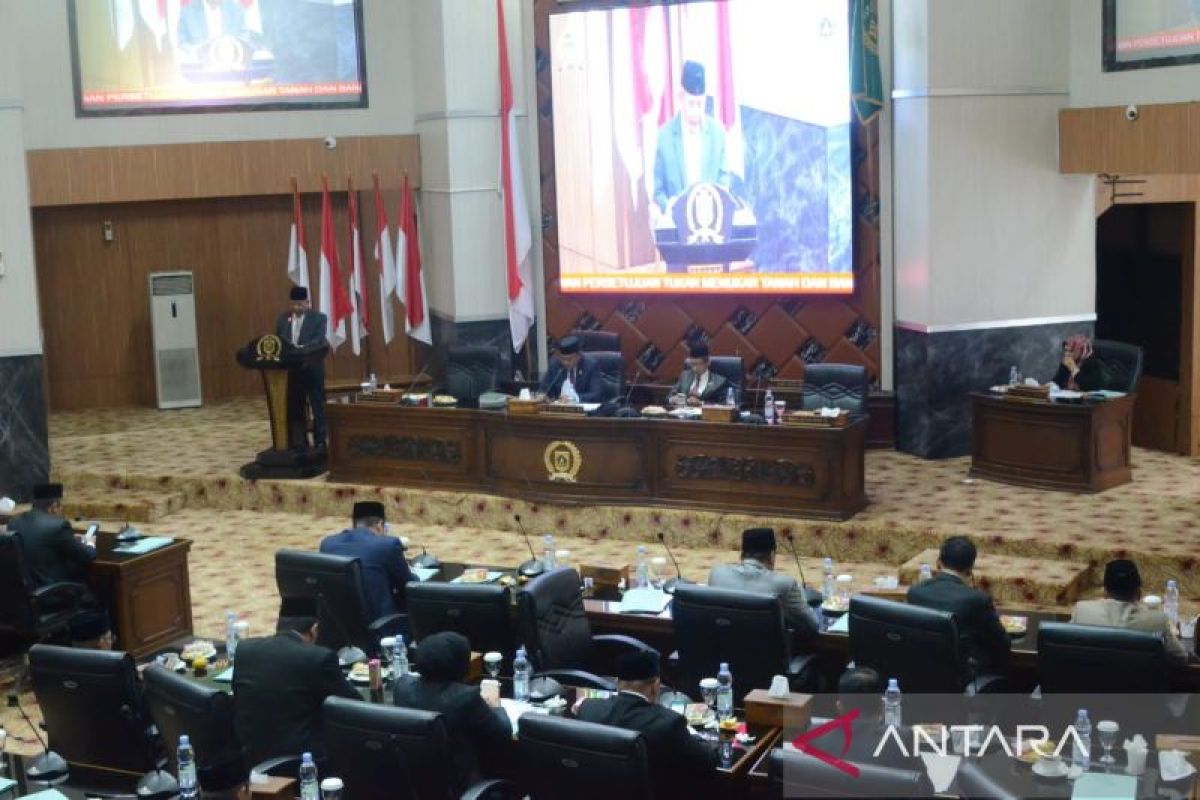 DPRD Bogor bahas anggaran 2024 hingga penyelenggaraan pesantren dalam rapat paripurna