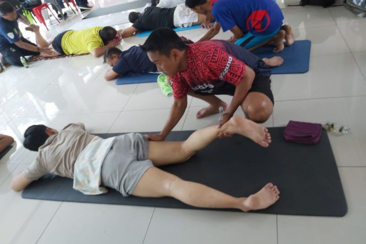 Bapopsi dan Dispora Tangerang gelar pelatihan sport massage bagi pelatih