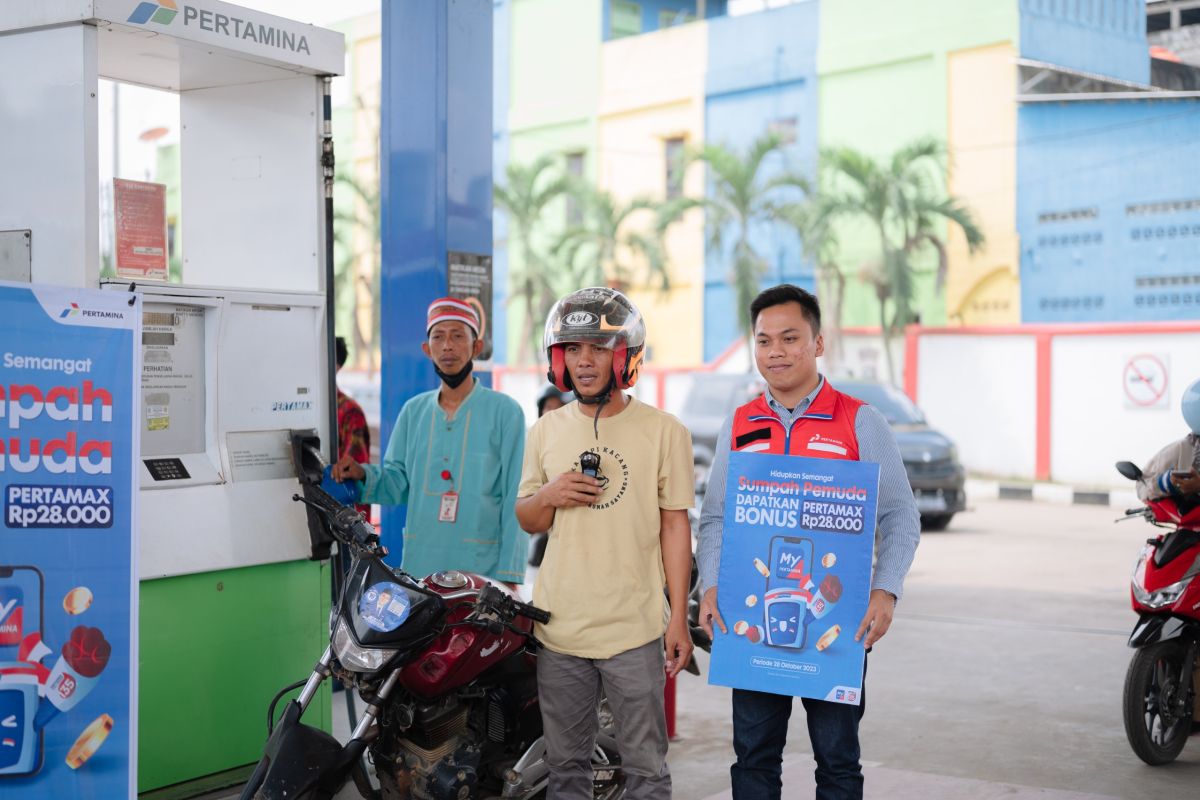 Pertamina bagikan bonus Pertamax kepada pelanggan di Lampung