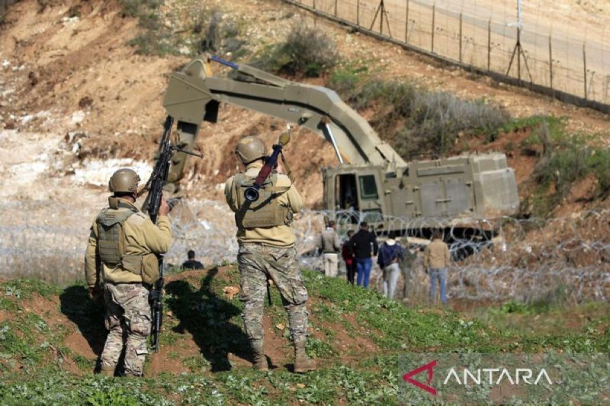 Sekitar 20 tembakan diarahkan dari Lebanon ke Israel Utara